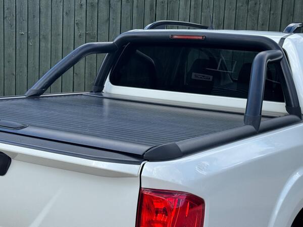 Nissan Navara 2.3 dCi N-Guard Auto 4WD Euro 6 4dr at 53th