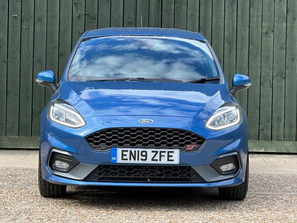 Ford Fiesta 1.5T EcoBoost ST-3 Euro 6 (s/s) 3dr at 6th