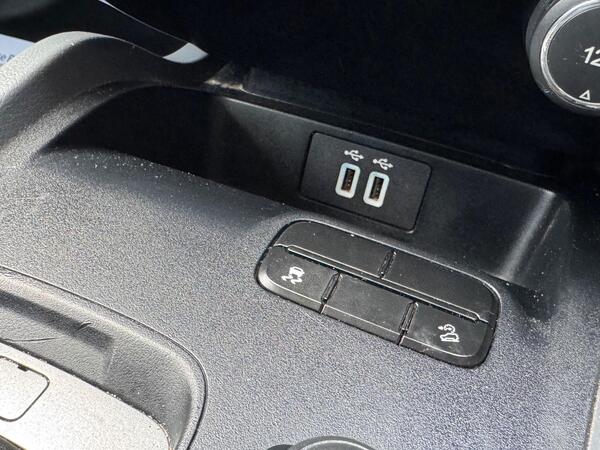 Ford Ranger 3.2 TDCi Limited 1 Auto 4WD Euro 5 4dr at 18th
