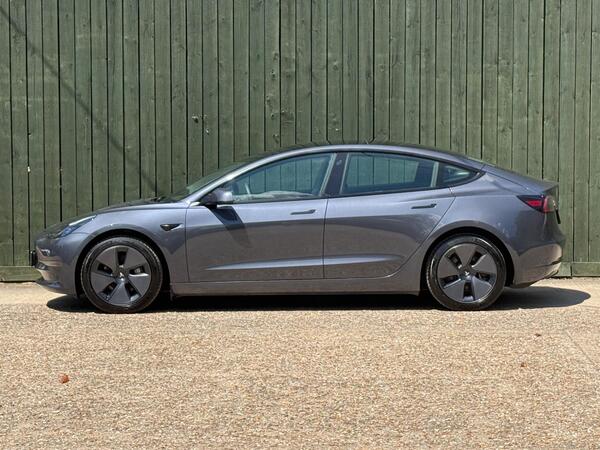 Tesla Model 3 (Dual Motor) Long Range Auto 4WDE 4dr