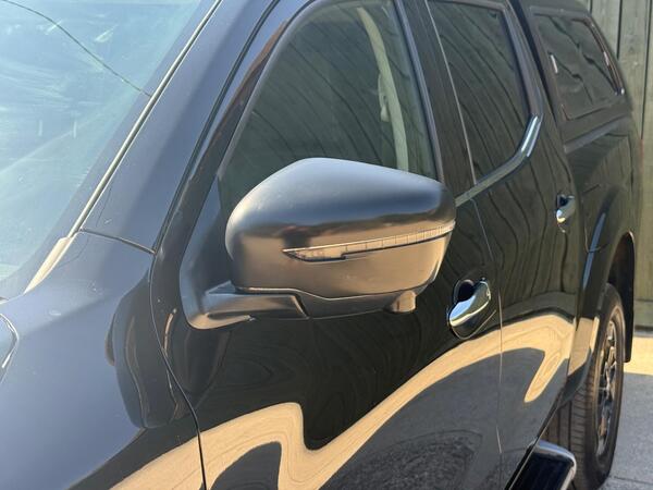 Nissan Navara 2.3 dCi Tekna 4WD Euro 6 (s/s) 4dr at 28th