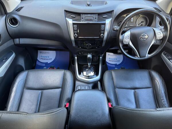 Nissan Navara 2.3 dCi Tekna Auto 4WD Euro 6 4dr at 2th