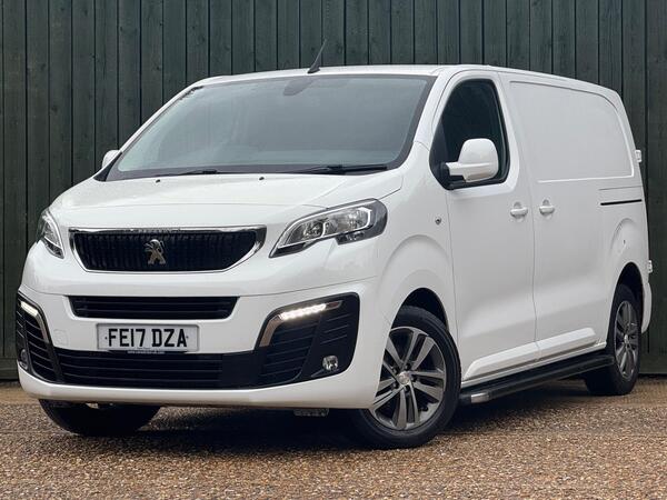 Peugeot Expert 2.0 BlueHDi 1400 Professional Plus Standard Panel Van MWB Euro 6 (s/s) 6dr at 6th