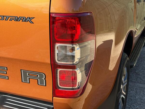 Ford Ranger 3.2 TDCi Wildtrak Auto 4WD Euro 6 (s/s) 4dr at 35th