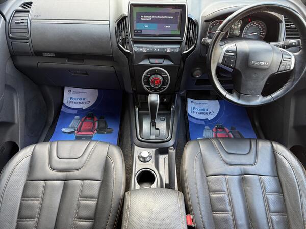 Isuzu D-Max 1.9 TD Blade Auto 4WD Euro 6 4dr at 8th