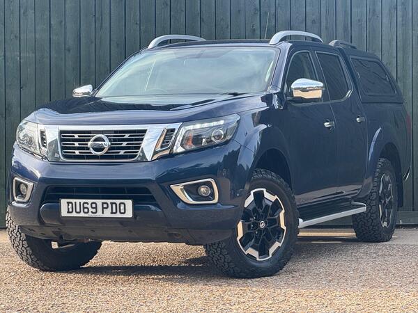 Nissan Navara 2.3 dCi Tekna 4WD Euro 6 (s/s) 4dr