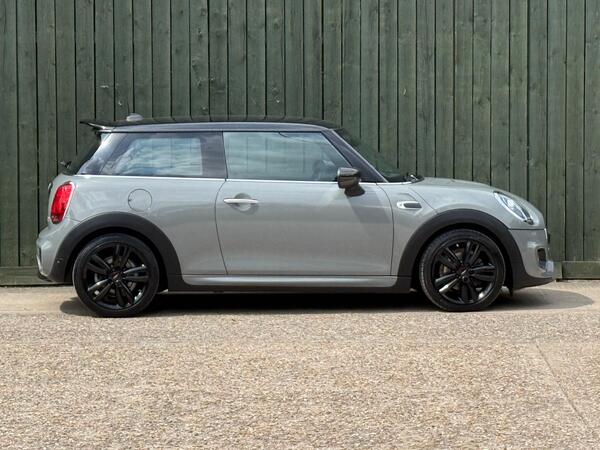 MINI Hatch 1.5 Cooper Sport Steptronic Euro 6 (s/s) 3dr