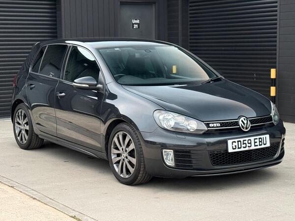 Volkswagen Golf 2.0 TDI GTD Euro 5 5dr - Image 3