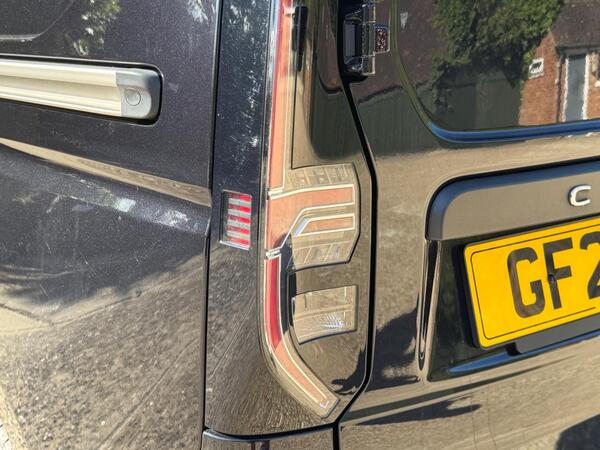 Volkswagen Caddy 2.0 TDI C20 Commerce Pro SWB Euro 6 (s/s) 5dr