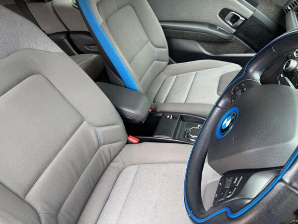 BMW i3 42.2kWh Auto 5dr at 4th