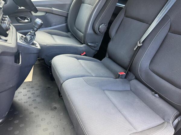Nissan Primastar 2.0 dCi 30 Tekna L2 H1 Euro 6 (s/s) 5dr
