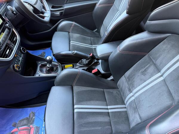 Ford Fiesta 1.5T EcoBoost ST-3 Euro 6 (s/s) 3dr at 10th