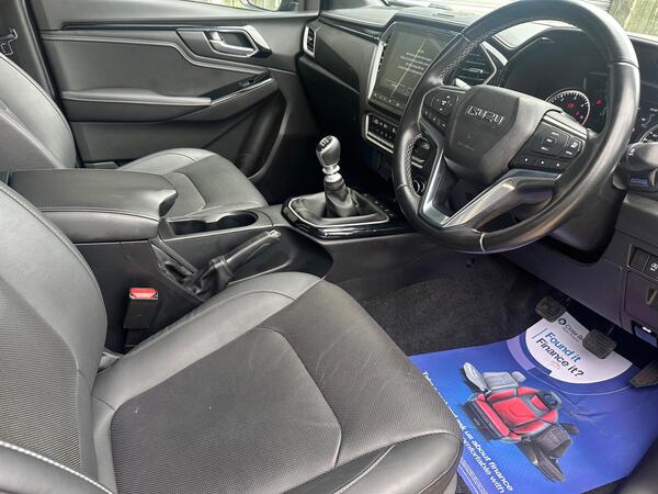 Isuzu D-Max 1.9 TD V-Cross 4WD Euro 6 (s/s) 4dr at 4th