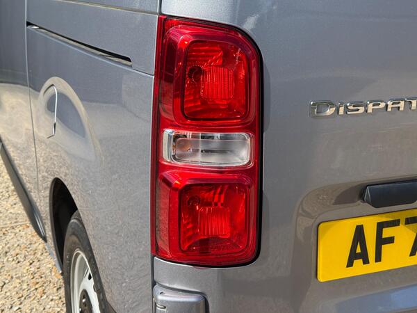 Citroen Dispatch 1.5 BlueHDi 1000 Enterprise Pro M FWD 2 Euro 6 (s/s) 6dr