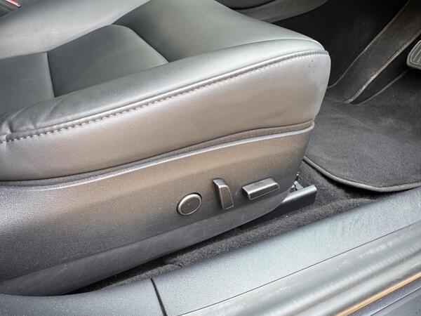Tesla Model 3 (Dual Motor) Long Range Auto 4WDE 4dr at 49th