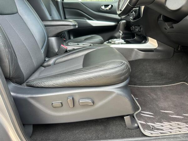 Nissan Navara 2.3 dCi N-Guard Auto 4WD Euro 6 4dr at 52th
