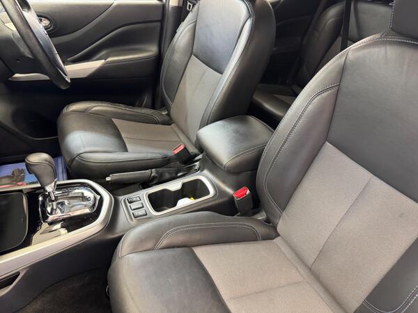 Nissan Navara 2.3 dCi N-Guard Auto 4WD Euro 6 4dr