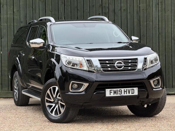 Nissan Navara 2.3 dCi Tekna Auto 4WD Euro 6 4dr at 0th