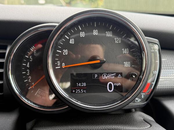MINI Hatch 1.5 Cooper Sport Steptronic Euro 6 (s/s) 3dr