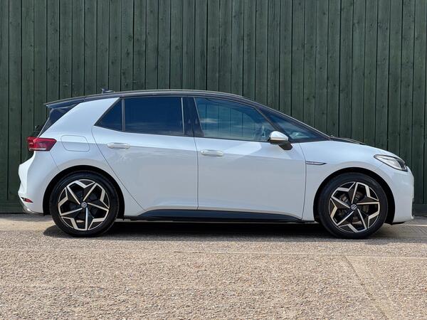 Volkswagen ID.3 Pro S 77kWh Tour Auto 5dr at 11th