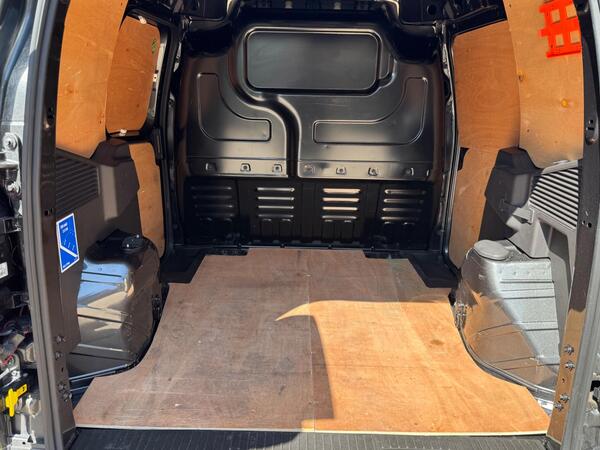 Ford Transit Courier 1.5 TDCi Sport L1 Euro 6 5dr
