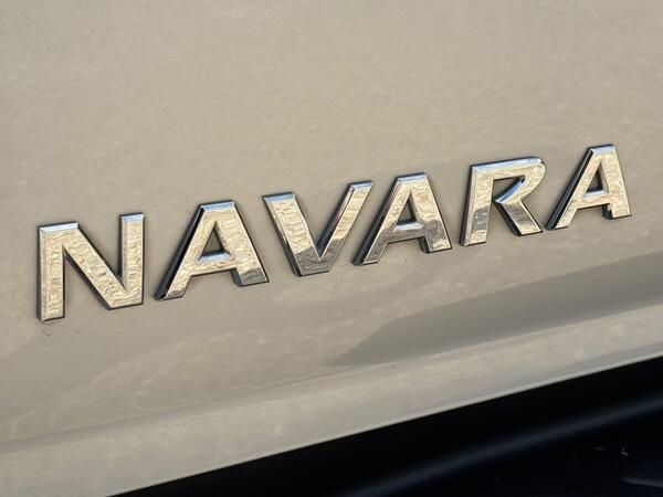 Nissan Navara 2.3 dCi Tekna Auto 4WD Euro 6 4dr at 51th