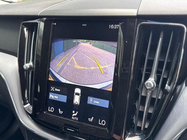 Volvo XC60 2.0 T4 Edition Auto Euro 6 (s/s) 5dr at 3th