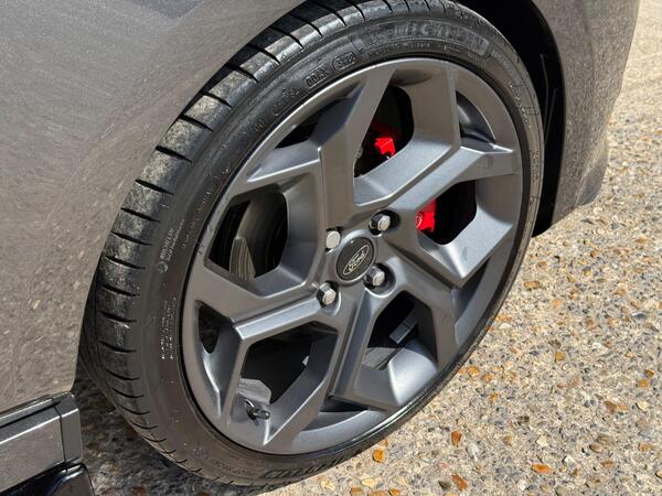Ford Fiesta 1.5T EcoBoost ST-3 Euro 6 (s/s) 5dr at 43th