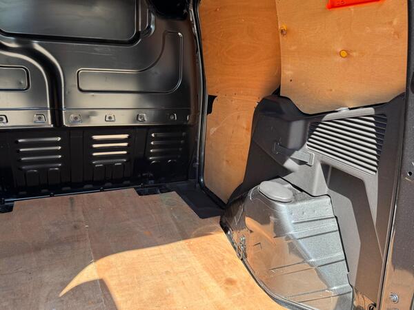 Ford Transit Courier 1.5 TDCi Sport L1 Euro 6 5dr