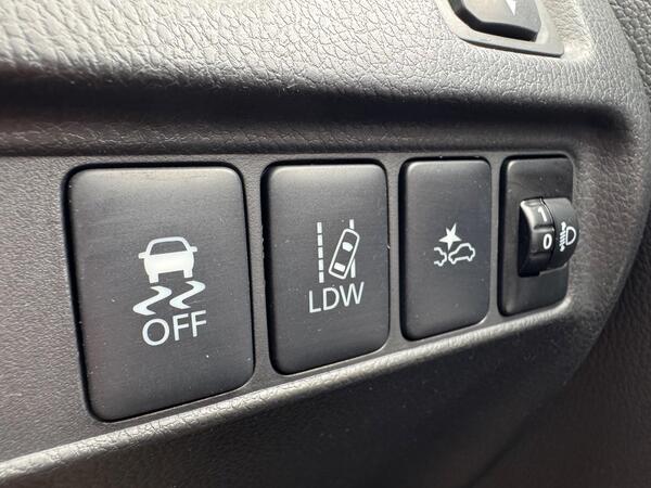 Mitsubishi L200 2.2 DI-D DC Barbarian Auto 4WD Euro 6 (s/s) 4dr at 48th