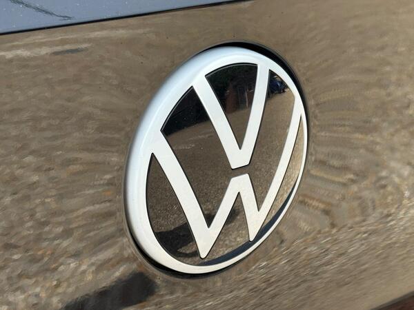 Volkswagen ID.3 Pro Performance 58kWh Style Auto 5dr at 48th