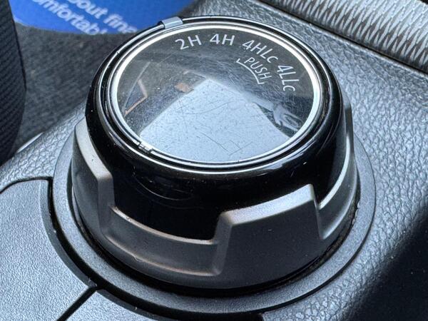 Mitsubishi L200 2.2 DI-D DC Warrior 4WD Euro 6 (s/s) 4dr
