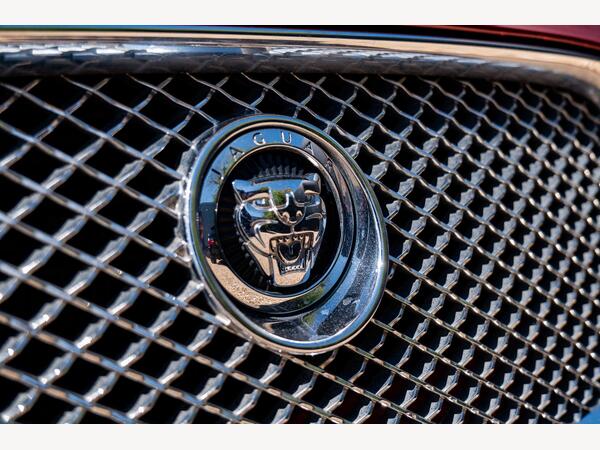 JAGUAR XF PREMIUM LUXURY D AUTO - Image 4