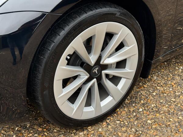 Tesla Model 3 (Dual Motor) Long Range Auto 4WDE 4dr at 37th