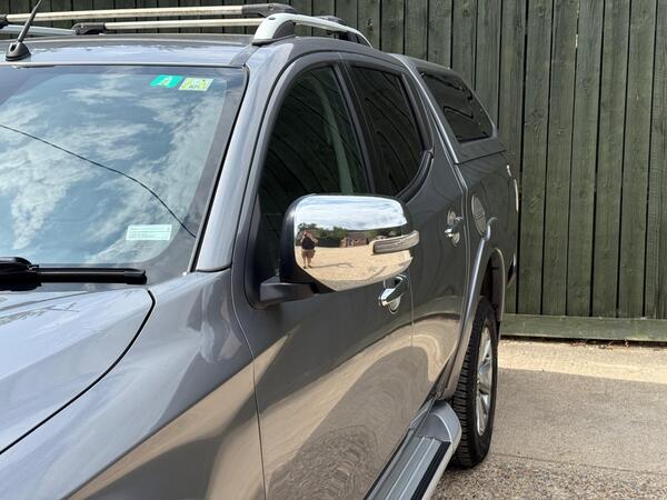 Mitsubishi L200 2.4 DI-D DC Barbarian Auto 4WD Euro 6 4dr at 37th