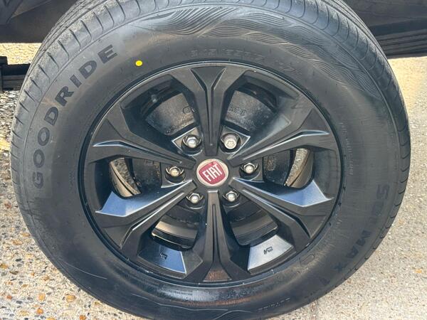 Fiat Fullback 2.4D Cross 4WD Euro 6 4dr at 34th