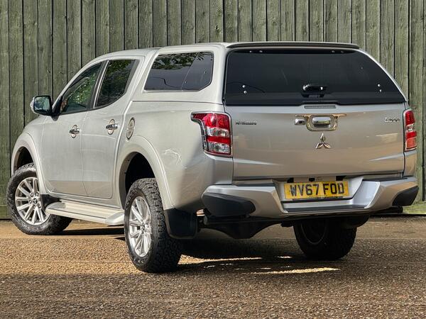 Mitsubishi L200 2.4 DI-D DC Barbarian 4WD Euro 6 4dr at 11th