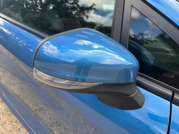Ford Fiesta 1.5T EcoBoost ST-3 Euro 6 3dr at 33th