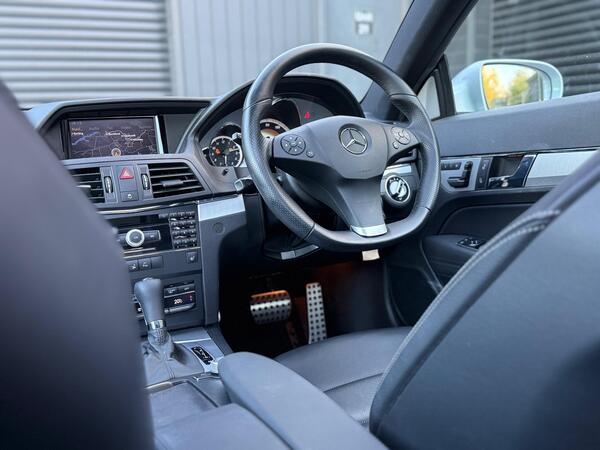 Mercedes-Benz E Class 5.5 E500 V8 Sport G-Tronic Euro 5 2dr - Image 2