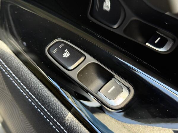 Kia Niro 64kWh 4+ Auto 5dr