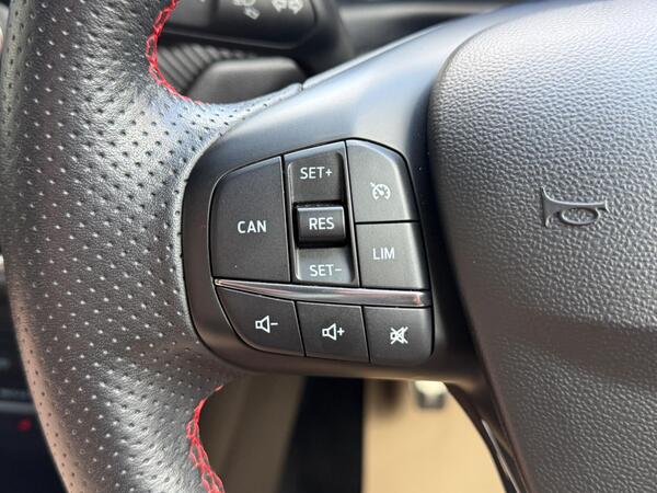 Ford Fiesta 1.5T EcoBoost ST-3 Euro 6 (s/s) 5dr at 35th