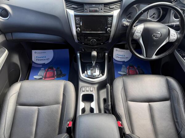 Nissan Navara 2.3 dCi Tekna Auto 4WD Euro 6 4dr