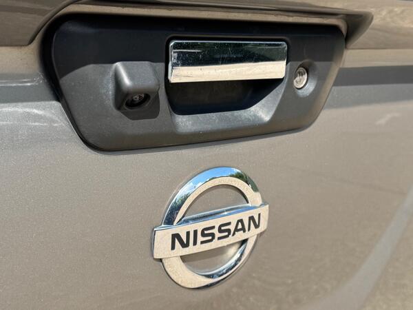 Nissan Navara 2.3 dCi Tekna Auto 4WD Euro 6 4dr at 45th