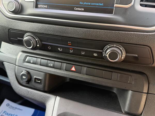 Peugeot Expert 2.0 BlueHDi 1400 Asphalt Premium + Standard Panel Van MWB Euro 6 (s/s) 6dr at 16th