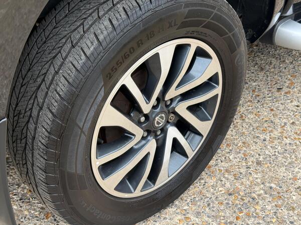 Nissan Navara 2.3 dCi Tekna Auto 4WD Euro 6 4dr at 31th