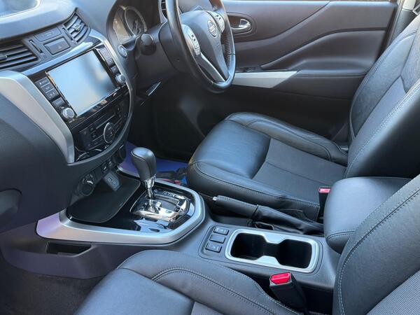 Nissan Navara 2.3 dCi N-Guard Auto 4WD Euro 6 4dr at 10th