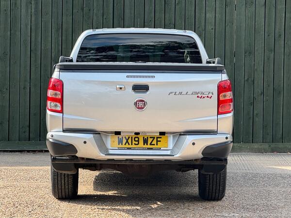 Fiat Fullback 2.4D Cross 4WD Euro 6 4dr at 13th