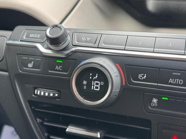 BMW i3 42.2kWh Auto 5dr at 34th