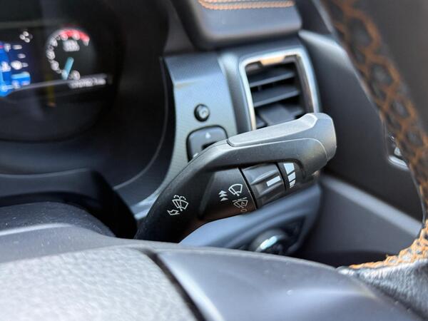 Ford Ranger 3.2 TDCi Wildtrak Auto 4WD Euro 5 4dr at 31th
