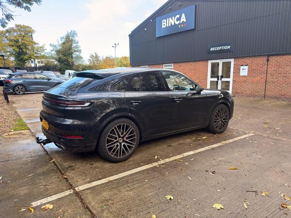 PORSCHE CAYENNE V8 S AUTO - Image 2